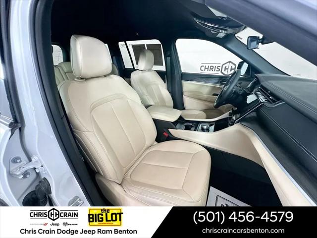 2025 Jeep Grand Cherokee Limited 4x2