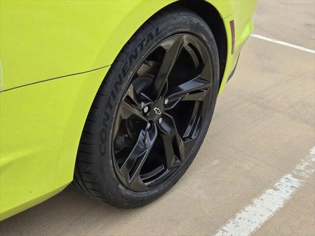 2021 Chevrolet Camaro RWD Coupe 1LT