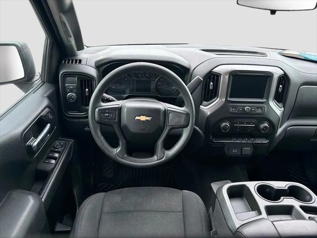 2020 Chevrolet Silverado 1500 2WD Crew Cab Short Bed Custom