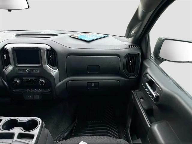 2020 Chevrolet Silverado 1500 2WD Crew Cab Short Bed Custom