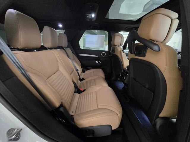 2026 Land Rover Discovery Gemini Edition