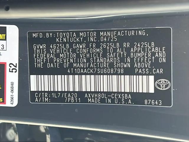 2025 Toyota Camry SE