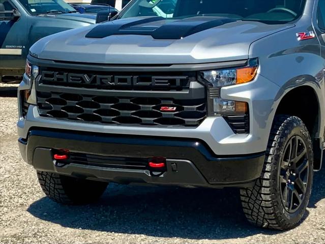 2026 Chevrolet Silverado 1500 4WD Crew Cab Short Bed Custom Trail Boss