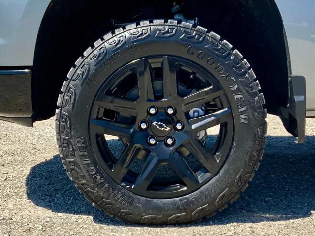 2026 Chevrolet Silverado 1500 4WD Crew Cab Short Bed Custom Trail Boss