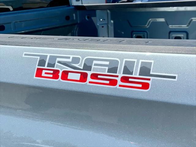 2026 Chevrolet Silverado 1500 4WD Crew Cab Short Bed Custom Trail Boss