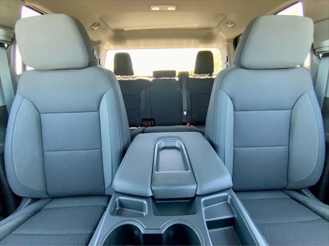 2026 Chevrolet Silverado 1500 4WD Crew Cab Short Bed Custom Trail Boss