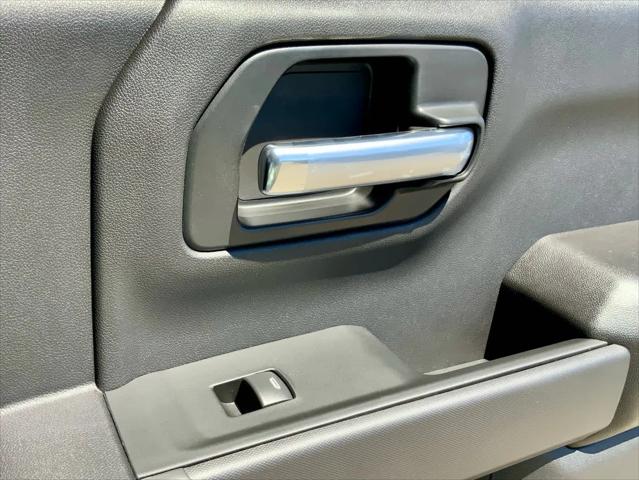 2026 Chevrolet Silverado 1500 4WD Crew Cab Short Bed Custom Trail Boss