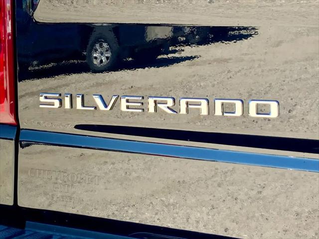 2026 Chevrolet Silverado 1500 4WD Crew Cab Short Bed Custom Trail Boss