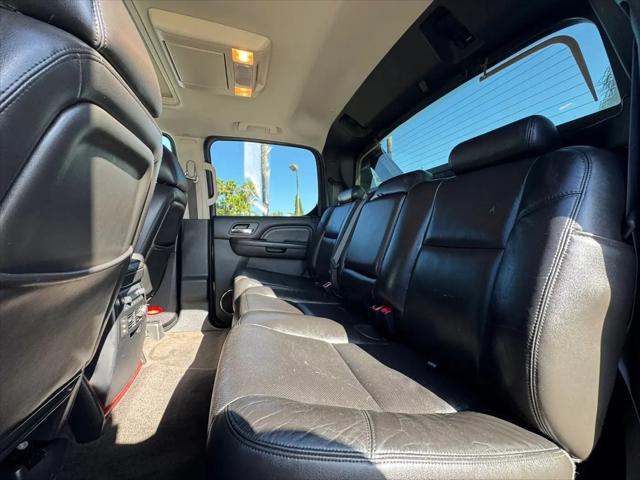 2013 Cadillac Escalade EXT Premium
