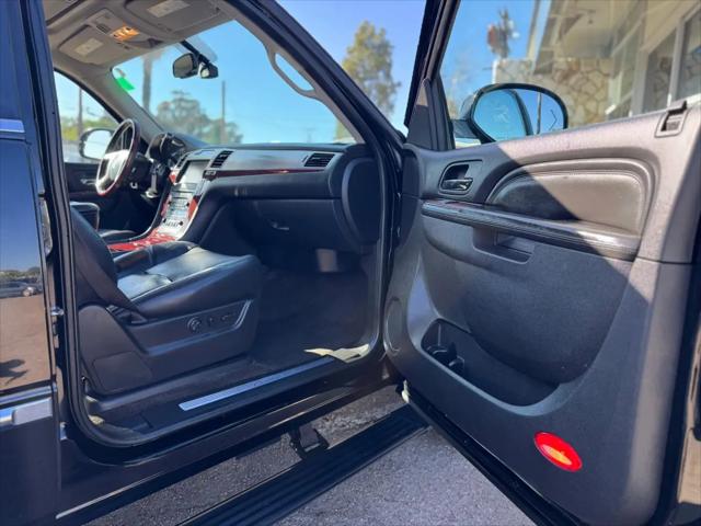 2013 Cadillac Escalade EXT Premium