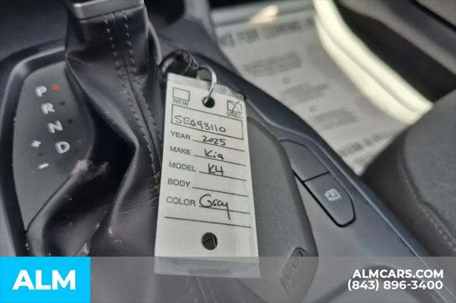 2025 Kia K4 LXS