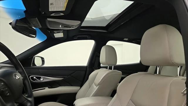 2015 INFINITI Q70 3.7X