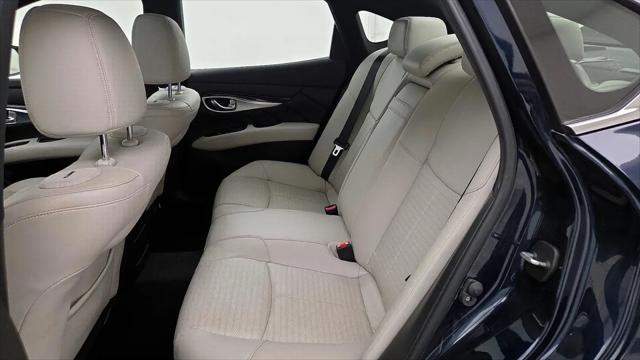 2015 INFINITI Q70 3.7X
