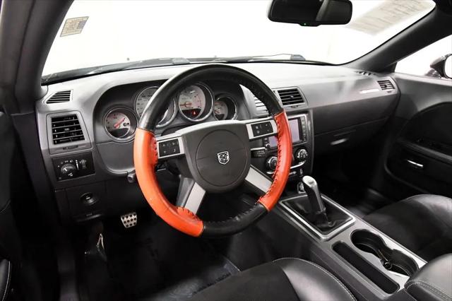2010 Dodge Challenger SRT8
