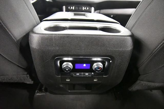 2024 GMC Yukon SLE