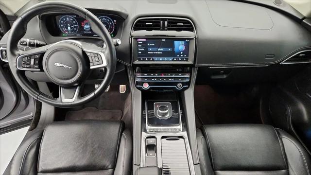 2020 Jaguar F-PACE Checkered Flag P250 AWD Automatic