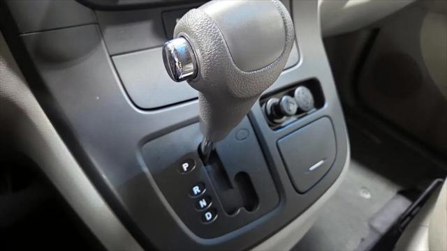 2014 Kia Sedona LX