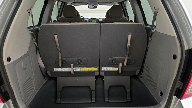 2014 Kia Sedona LX