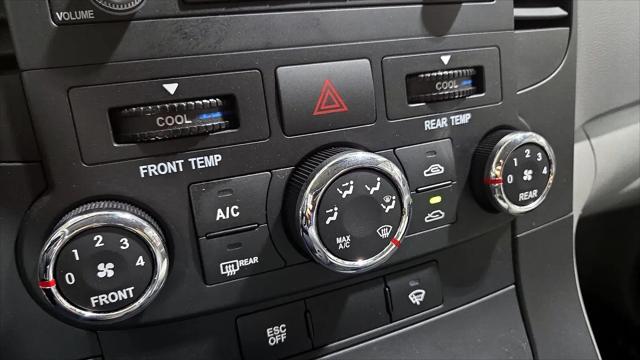 2014 Kia Sedona LX