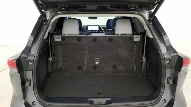 2023 Toyota Highlander Platinum