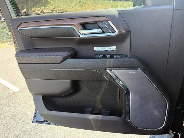 2023 GMC Sierra 1500 4WD Crew Cab Short Box Denali
