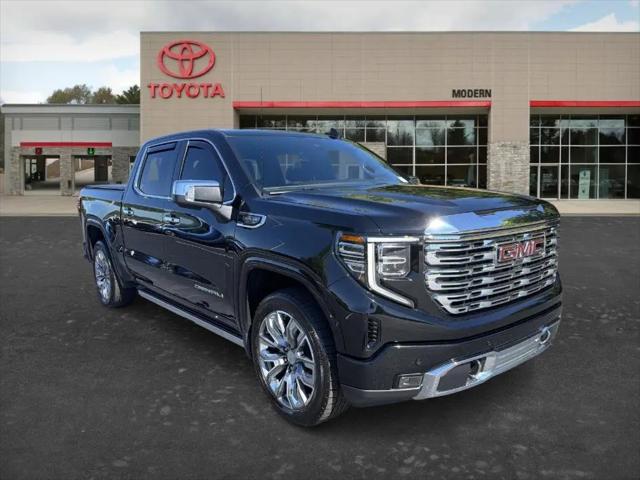 2023 GMC Sierra 1500 4WD Crew Cab Short Box Denali