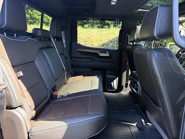 2023 GMC Sierra 1500 4WD Crew Cab Short Box Denali