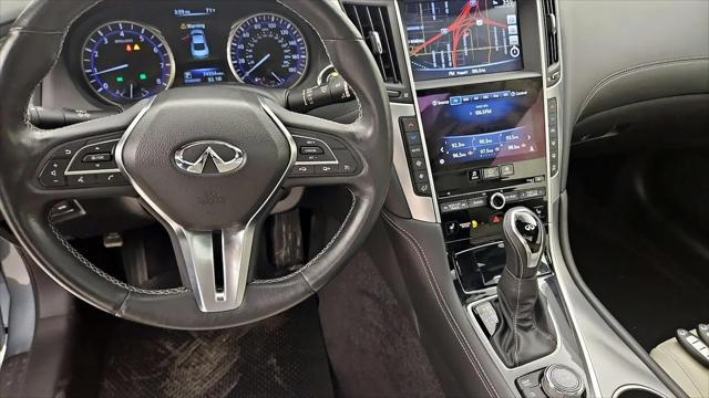 2017 INFINITI Q60 2.0t Premium