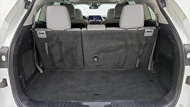 2022 Toyota Highlander Hybrid Platinum