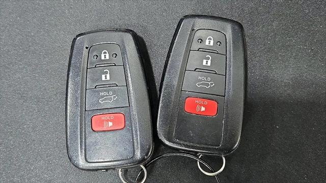 2022 Toyota Highlander Hybrid Platinum