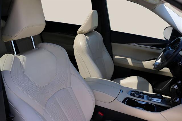 2024 INFINITI QX60 LUXE