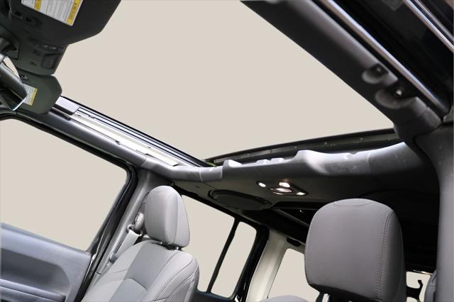 2021 Jeep Wrangler Sport S 4x4