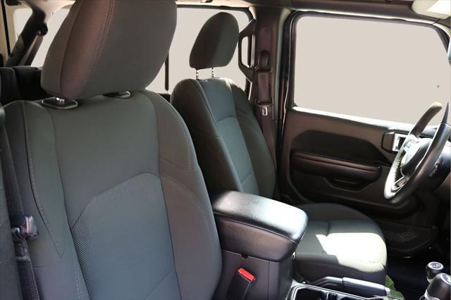 2021 Jeep Wrangler Sport S 4x4