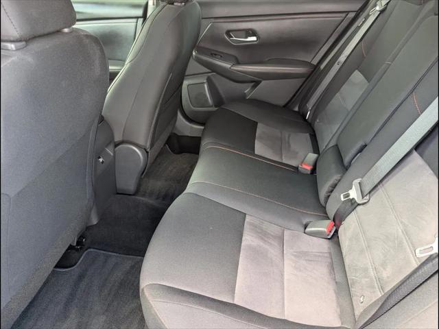 2024 Nissan Sentra SR Xtronic CVT