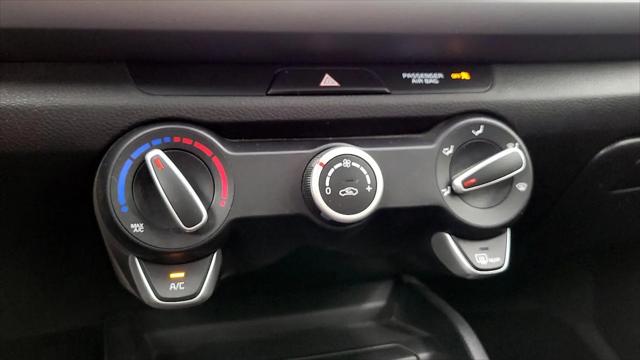 2022 Kia Rio LX