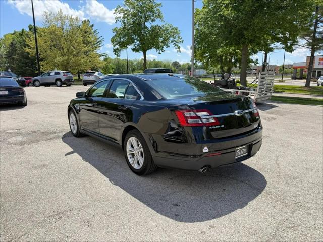 2018 Ford Taurus SEL