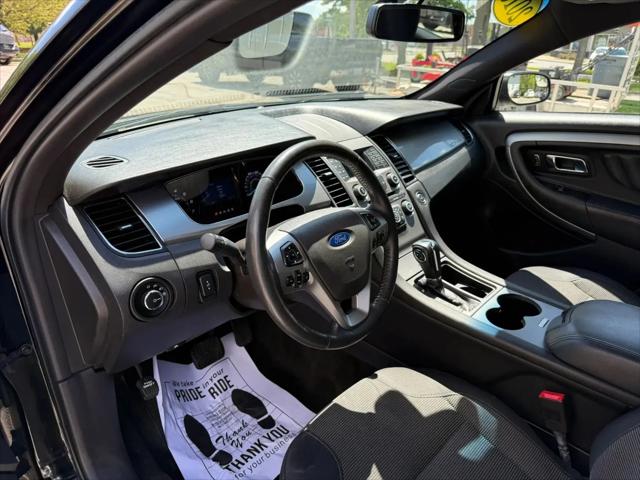 2018 Ford Taurus SEL