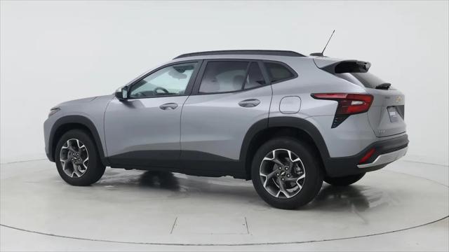 2025 Chevrolet Trax FWD LT