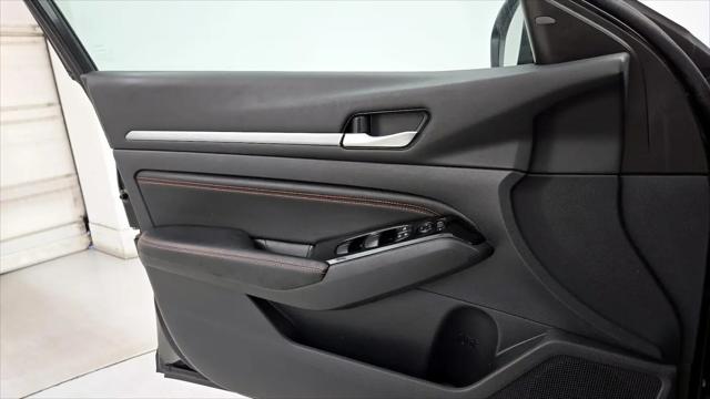 2023 Nissan Altima SR FWD