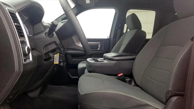 2022 Ram 1500 Classic Warlock Quad Cab 4x4 6'4" Box