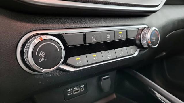 2025 Nissan Altima SR FWD