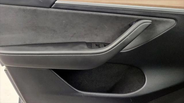 2024 Tesla Model Y Long Range Dual Motor All-Wheel Drive