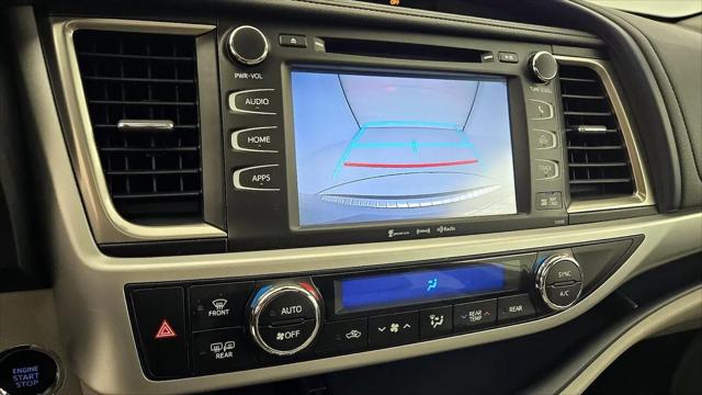 2019 Toyota Highlander SE