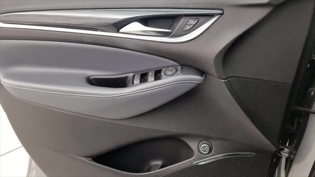 2023 Buick Enclave Essence FWD