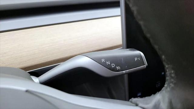 2022 Tesla Model 3 Long Range Dual Motor All-Wheel Drive