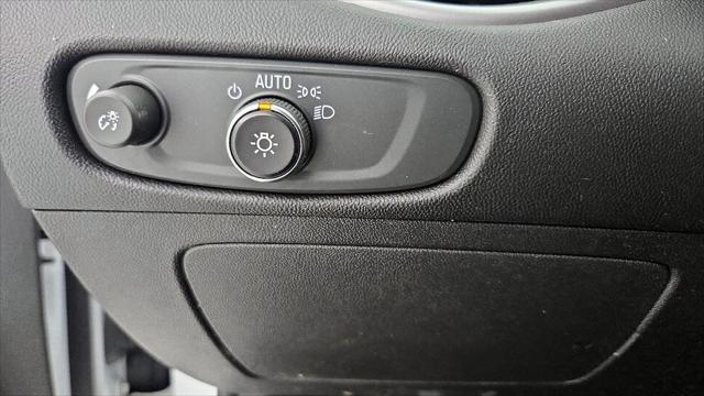 2023 Chevrolet Malibu FWD 1FL