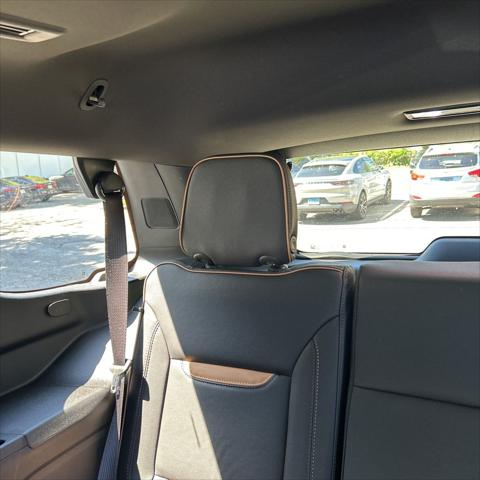2024 GMC Yukon 4WD AT4