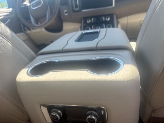 2024 GMC Yukon 4WD Denali