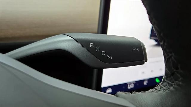 2025 Tesla Model Y Long Range Dual Motor All-Wheel Drive