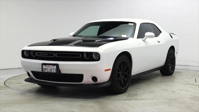 2020 Dodge Challenger SXT